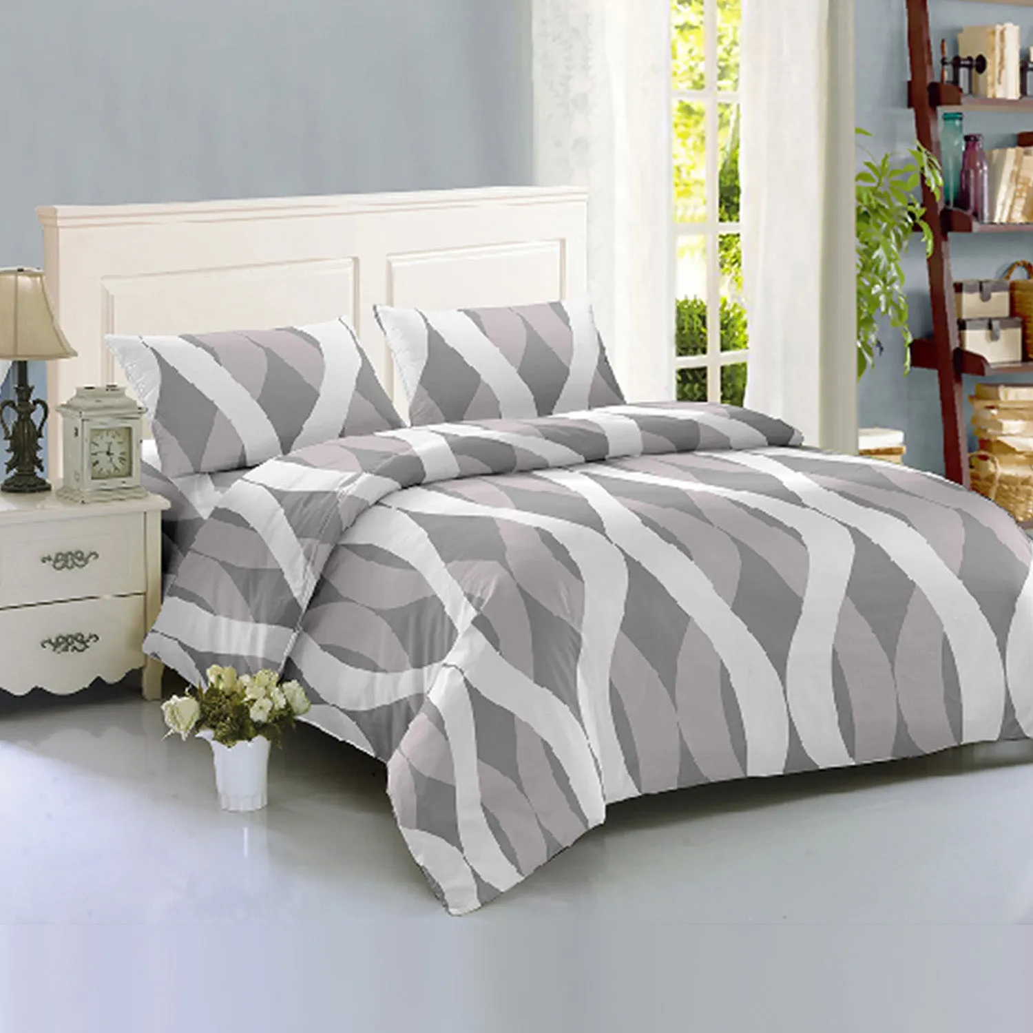 Bedding Set (Queen)