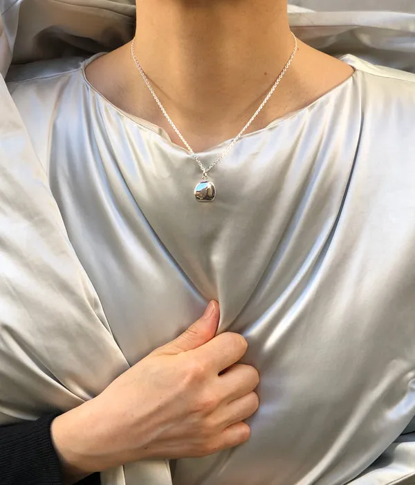 R.ALAGAN/AWKWARD BALL NECKLACE(SILVER)