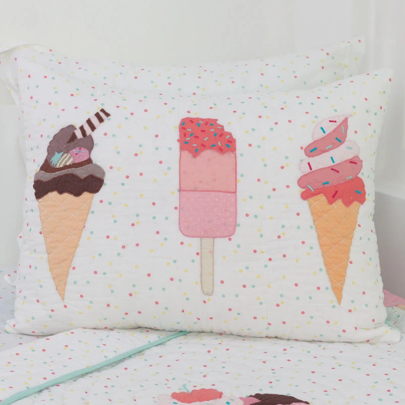 Scoops & Smiles Kids Bedding Set <br> With Free Personalisation, Ages 3 to 15